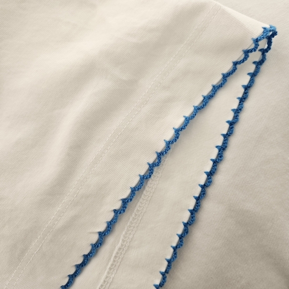 Draper James T Shirt 3X Magnolia White Tee Blue Crochet Detail Scoop Neck Cotton - Picture 11 of 13